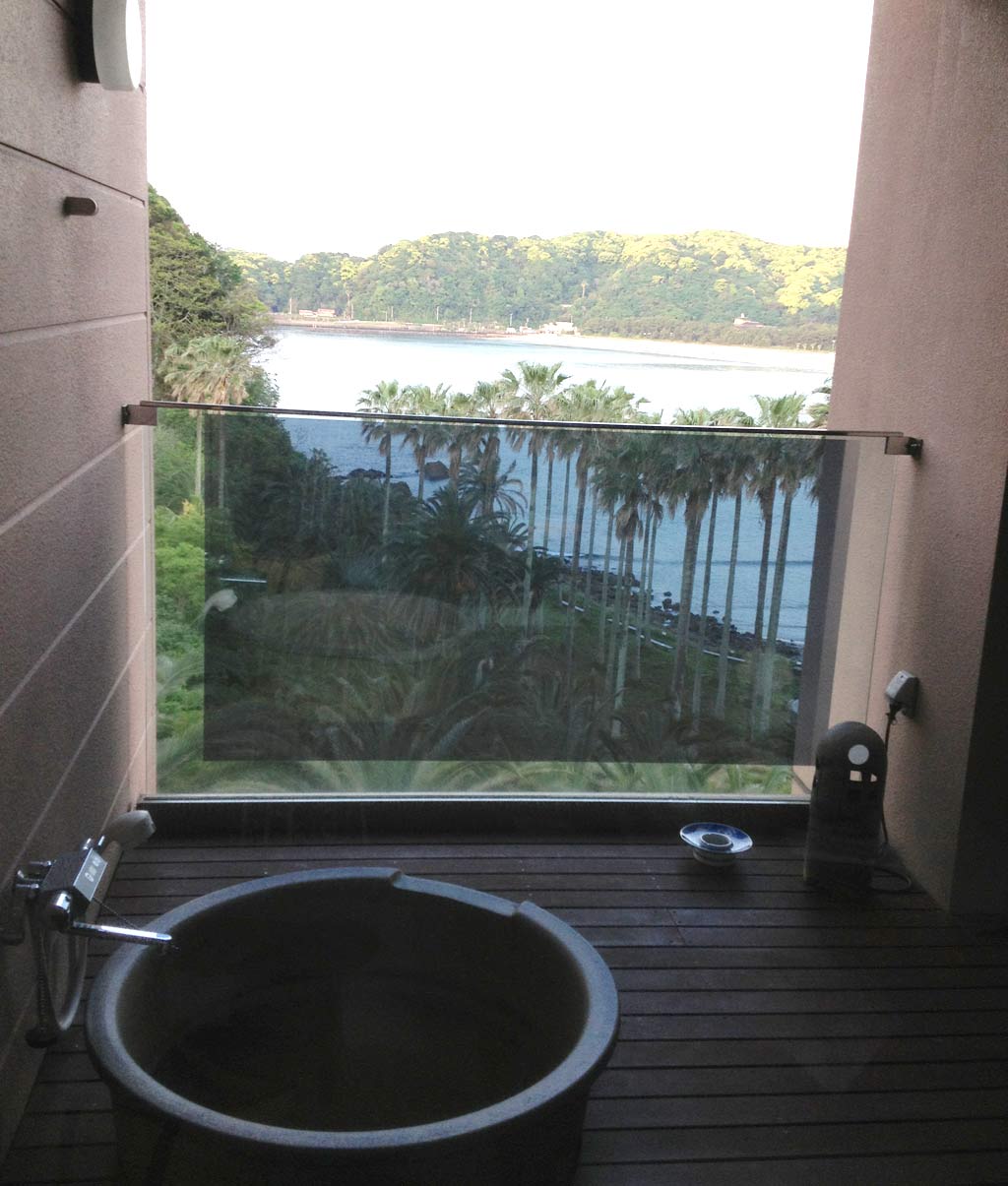 南伊豆の絶景温泉・弓ヶ浜